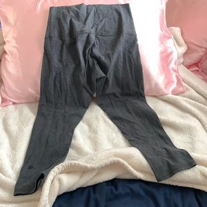 Lululemon leggings grey